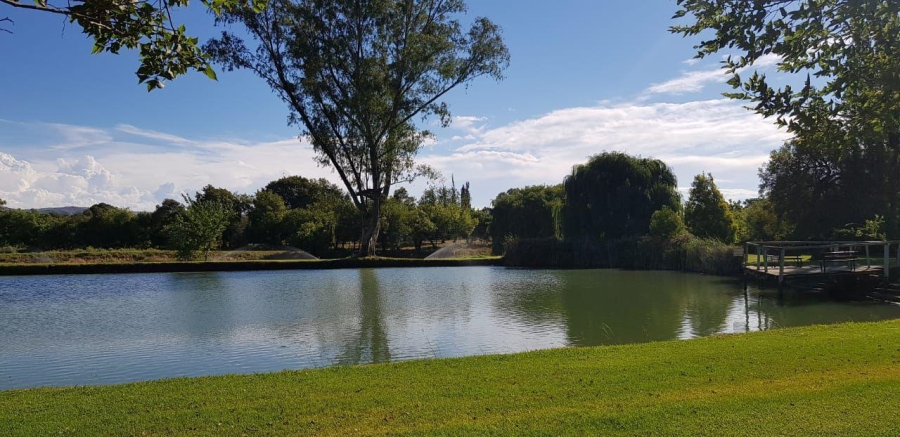 6 Bedroom Property for Sale in Remhoogte AH North West